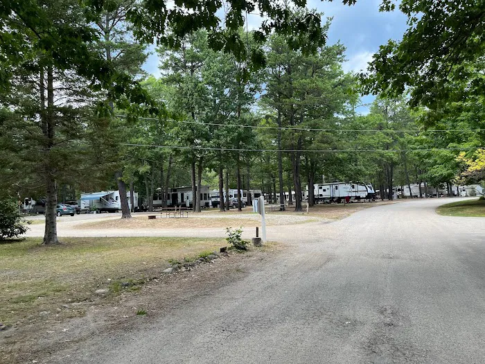 Yankeeland RV Resort Picture 9