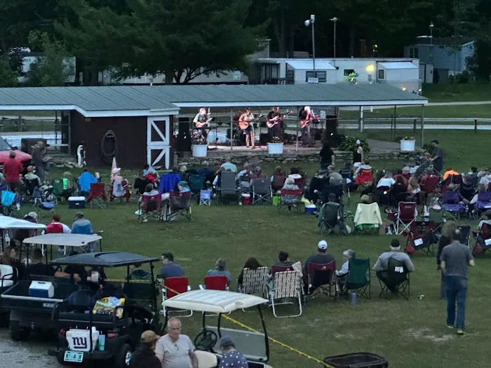 Twin Ells RV Park & MH Community Picture 8