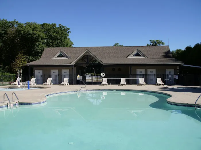 Sea-Vu West Resort RV Park and Campground Picture 5