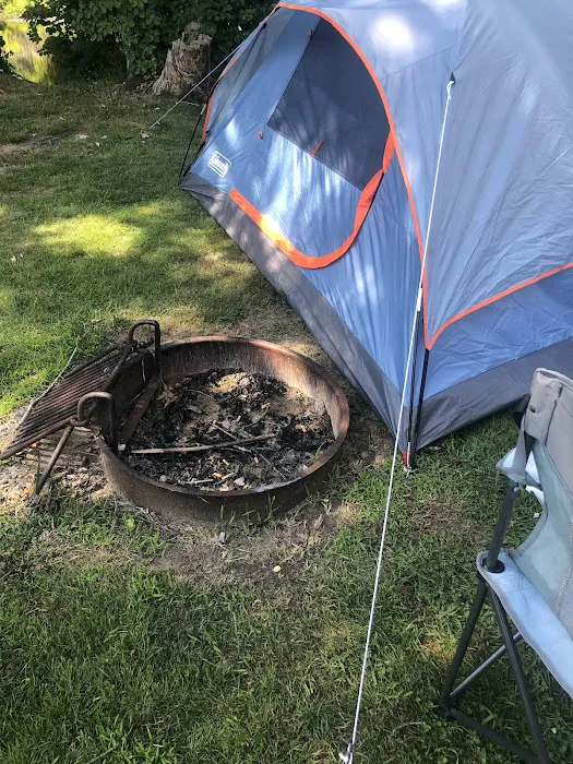 Riverside Campground Picture 5