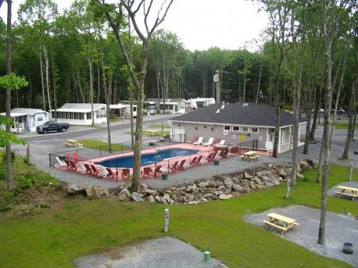Paradise Park Resort Campground Picture 8