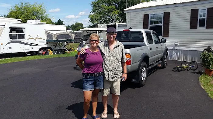 Duval's RV Park Picture 10