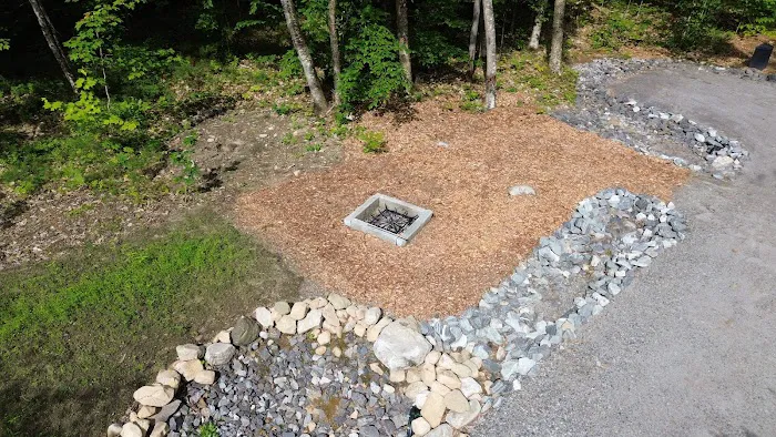The Queen's Property Picture 3