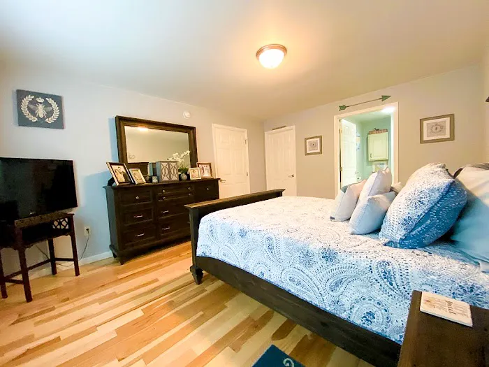 Hillcrest Estates Picture 9
