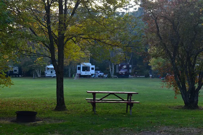On the Saco Family Campground Picture 6