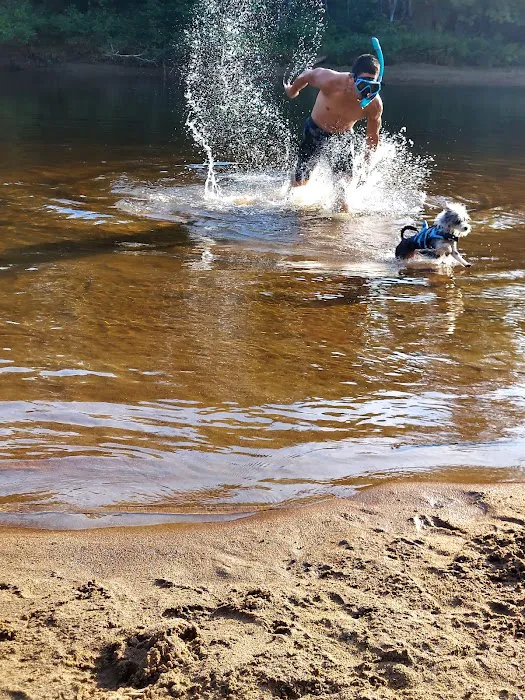 River Run Campground & Canoe Rental Picture 9