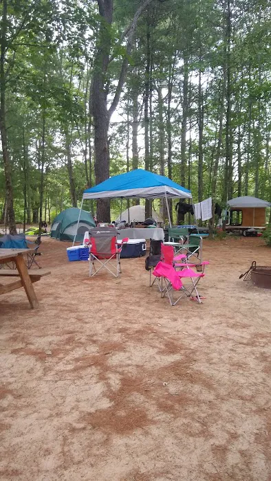 River Run Campground & Canoe Rental Picture 3