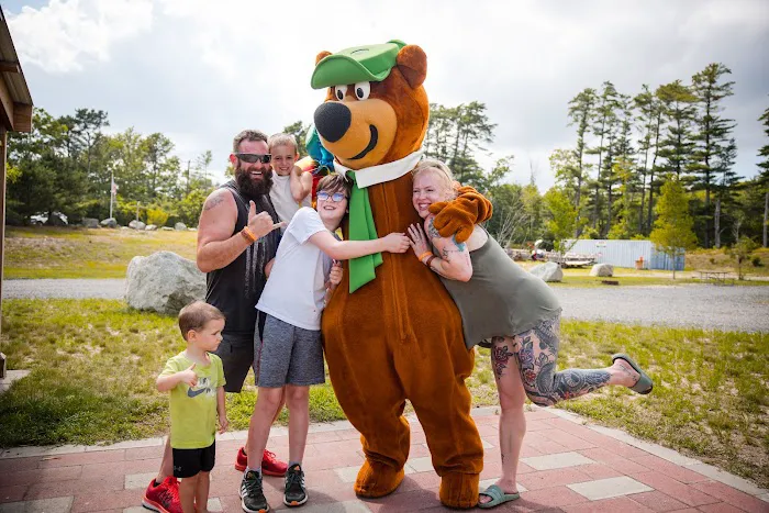 Yogi Bear's Jellystone Park Camp-Resort: Cranberry Acres in Carver, MA Picture 4