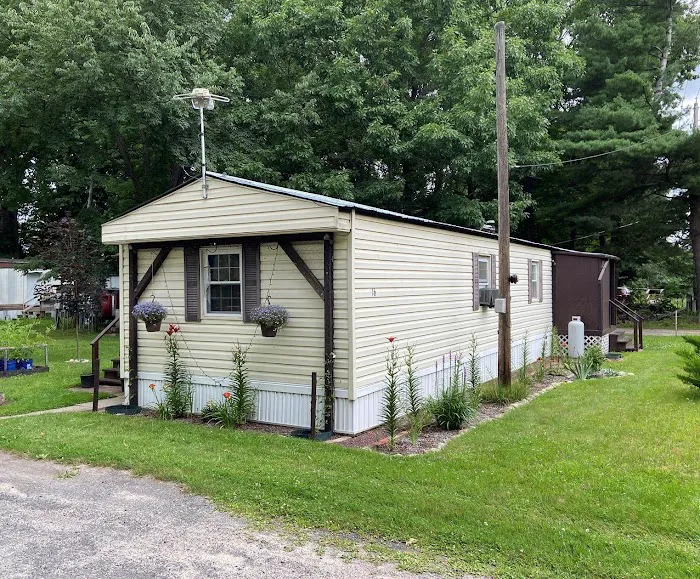 White Birch Mobile Home Village Picture 9