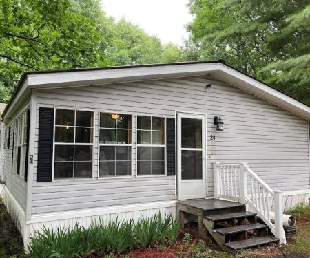 White Birch Mobile Home Village