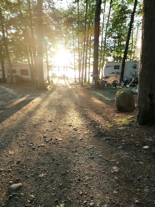 Hemlocks Campground Picture 4
