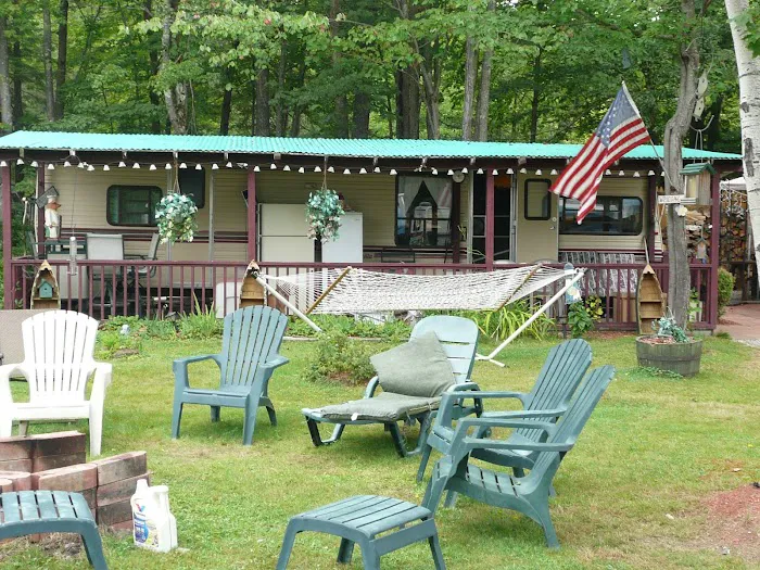 Mac's Camping Area Picture 2