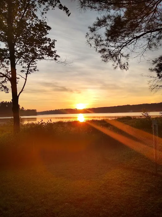 Mac's Camping Area Picture 4
