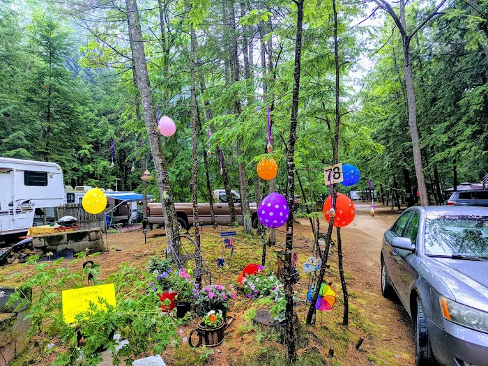 Two Lakes Camping Area Picture 1