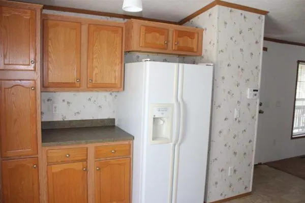 Post Road Mobile Home Park Picture 1