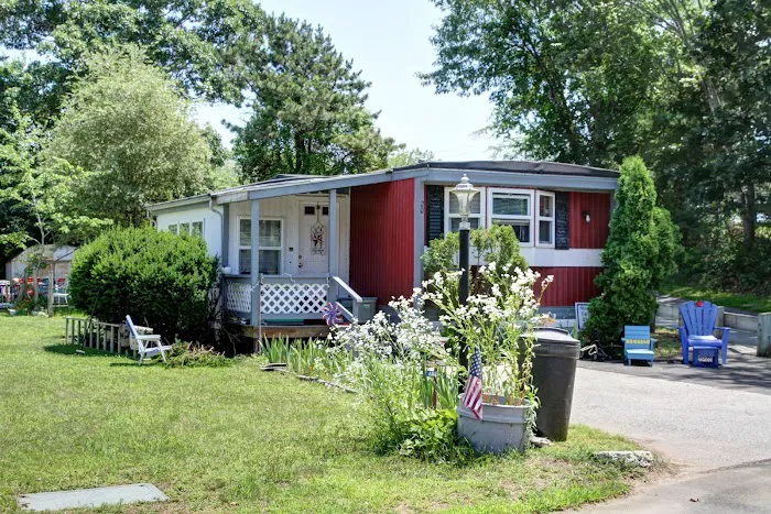 Redwing Estates Picture 2