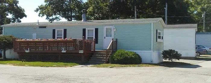Forest Park Manufactured Home Community Picture 2