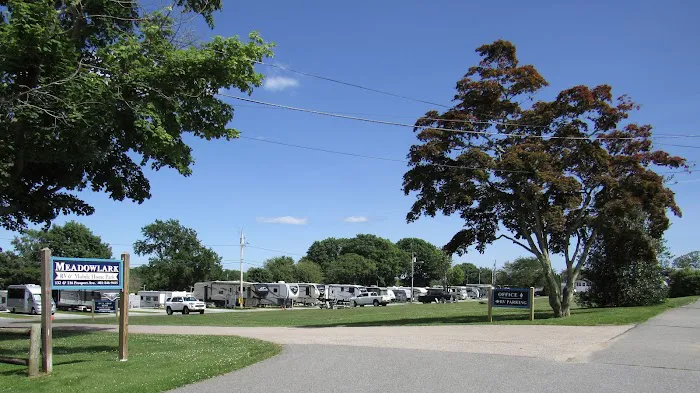 Meadowlark Mobile Home & RV Park Picture 7