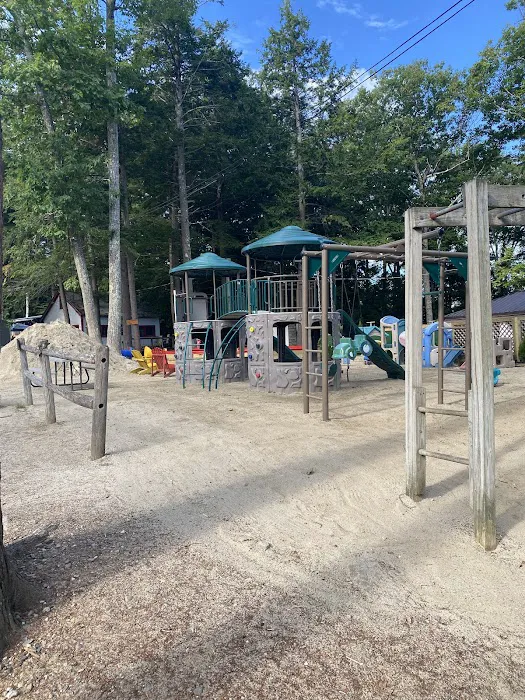 Birches Lakeside Campground Picture 6