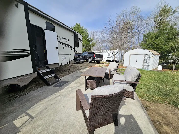Freeport Village Campground Picture 10