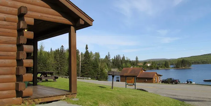 Ramblewood Cabins & Campground Picture 2