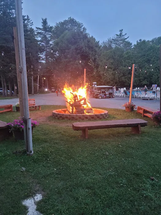 Yogi Bear's Jellystone Park at Yonderhill in Madison, ME Picture 8