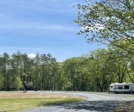 Evergreens Campground & Restaurant