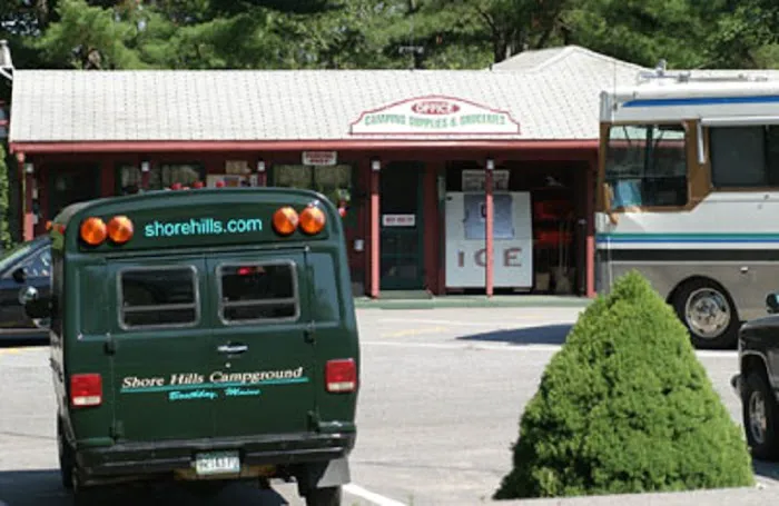 Shore Hills Campground & RV Park Picture 5