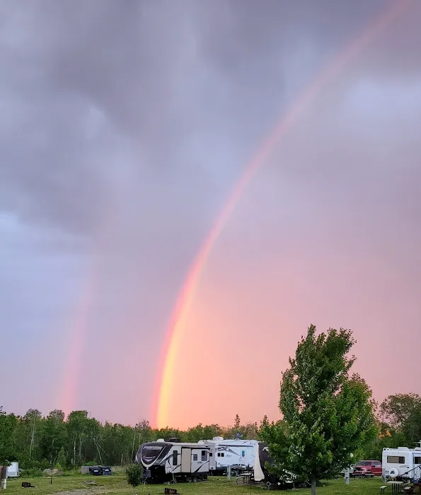 Holden Family Campground Picture 7