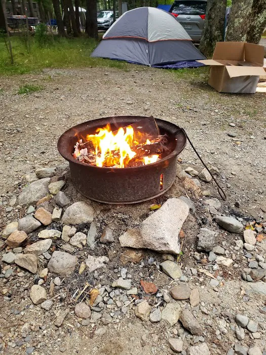 Smuggler's Den Campground Picture 6