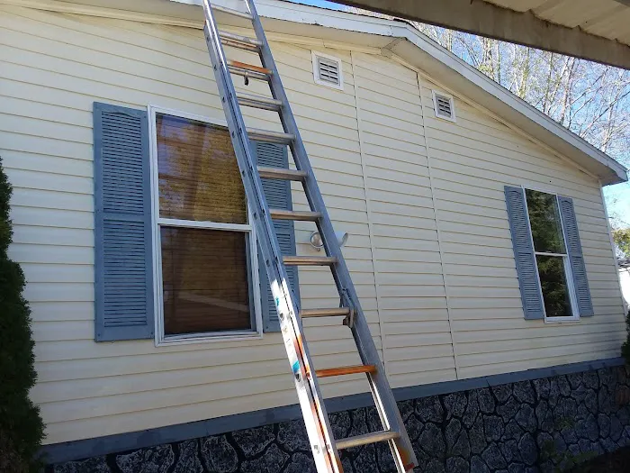 Branson View Estates Mobile Home Park Picture 9