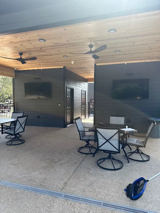 Crow's Nest RV Resort Picture 8