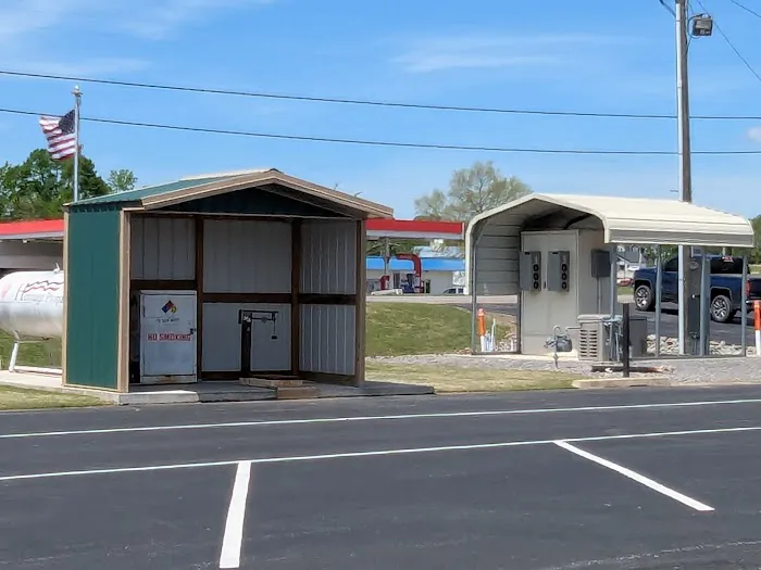 Nature's Market and RV Park Picture 7