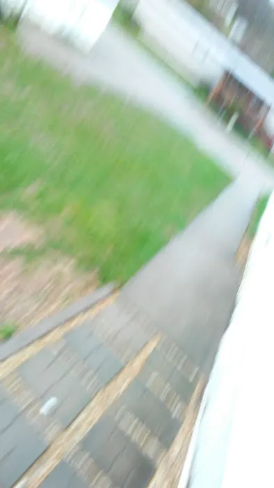 Dalewood Mobile Home Park Picture 9