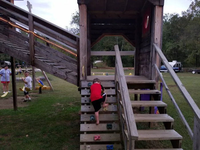 Ole Henry's Camping Retreat Picture 8