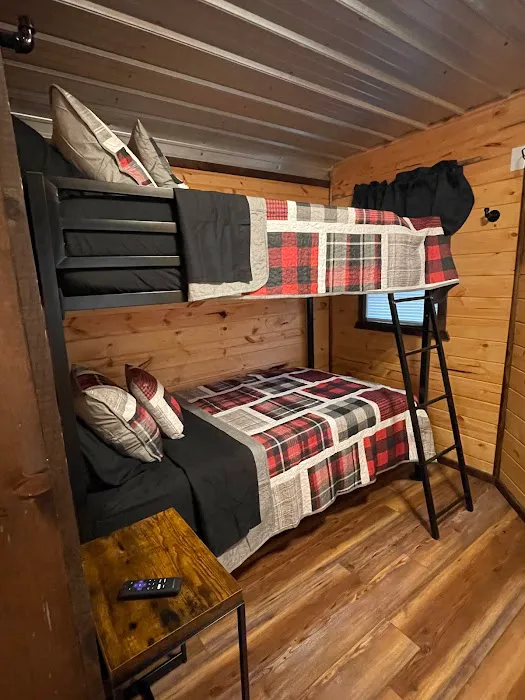 Hillbilly Rentals Resort & Campground Picture 2