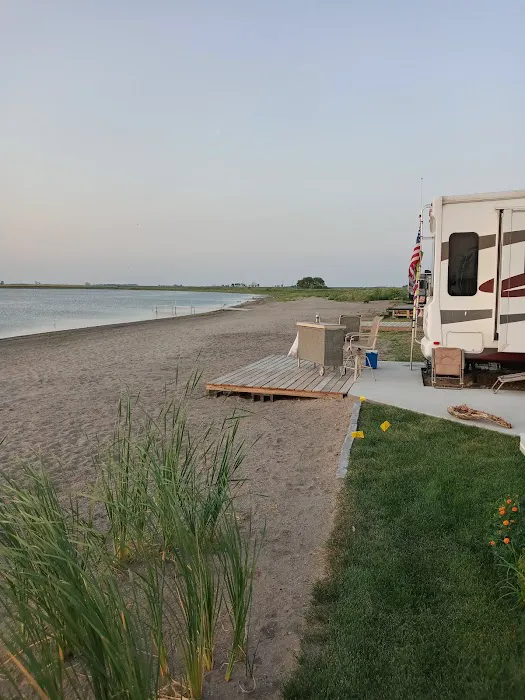 Lake Henry Campground Picture 7