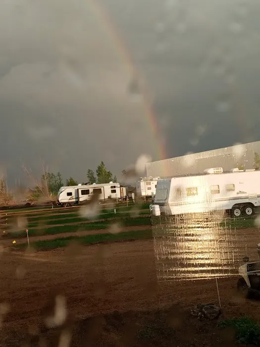 Lake Henry Campground Picture 1