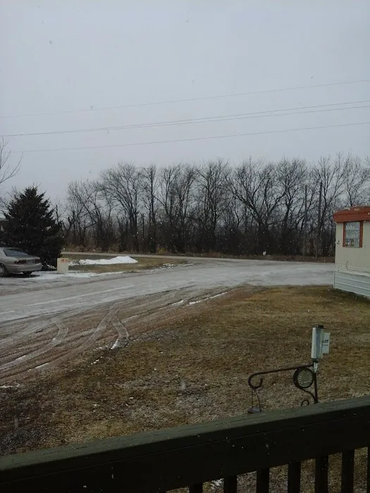 Riggin Trailer Court Picture 8