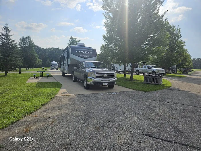 Prairie View RV Park and Campground Picture 4