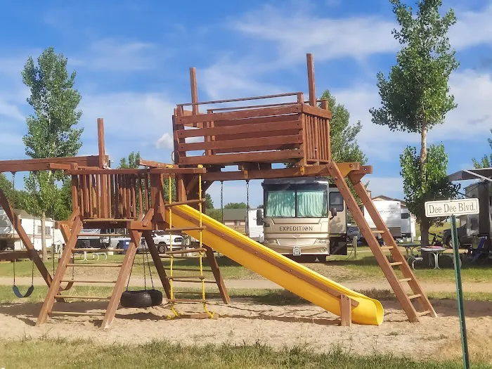 Rondees Campground Picture 5