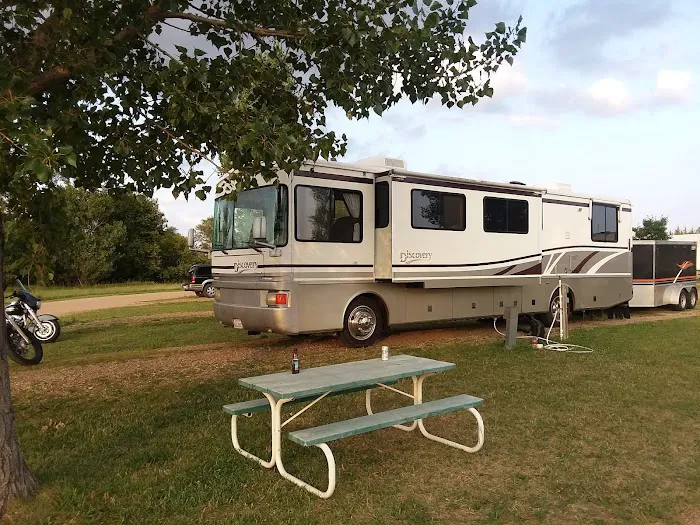 Rondees Campground Picture 3