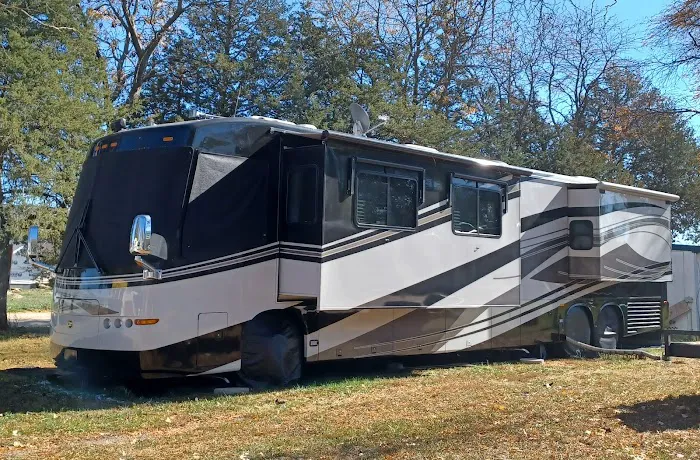 Smitty's RV Park Picture 6