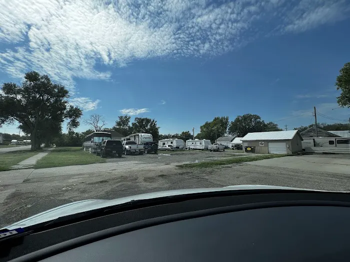 RV Parking Picture 1