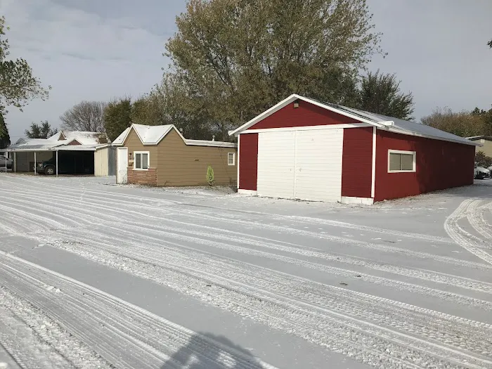 Sunset View Trailer Court Picture 5
