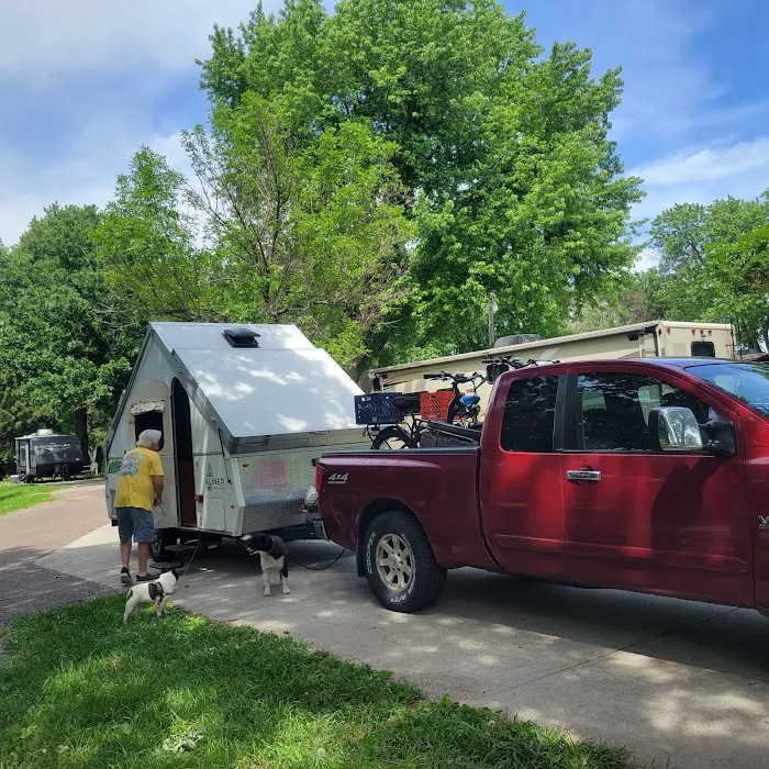 Airport Park Campground Picture 5