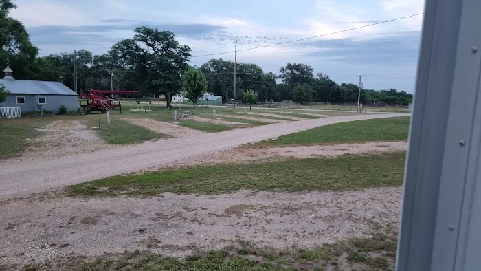 Ewing City RV Campground Picture 1