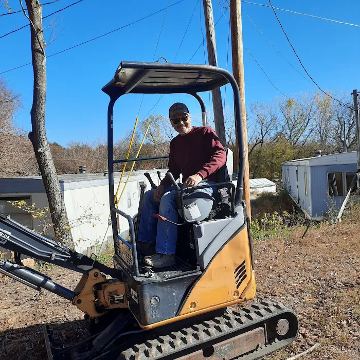 Tuttle Mobile Home Pk Picture 2
