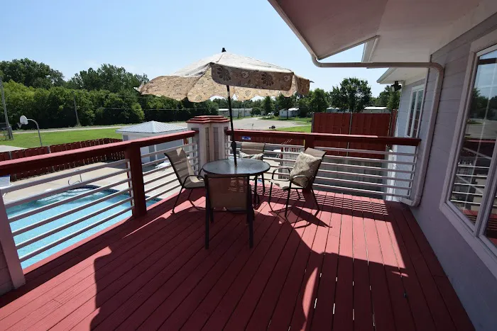 Colonial Gardens Manufactured Home Community Picture 5
