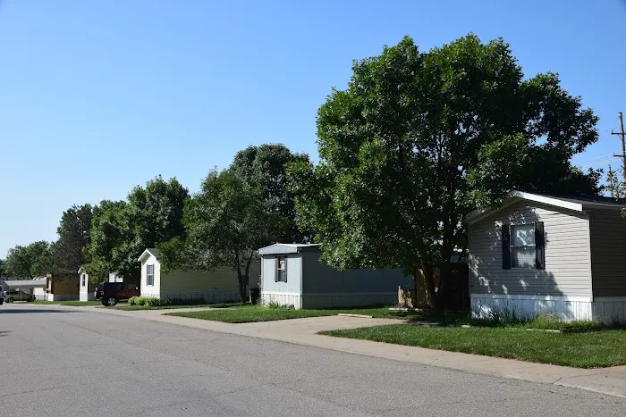 Colonial Gardens Manufactured Home Community Picture 8